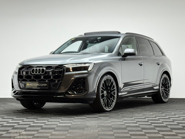Image for 2024 Audi Q7 55 TFSI E S LINE *PAN ROOF*