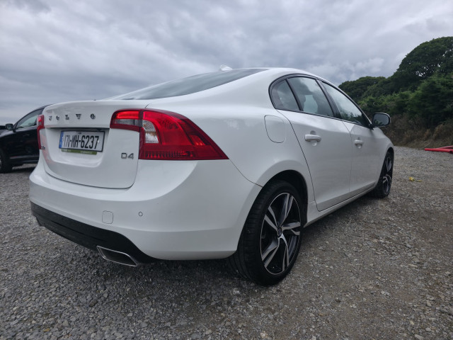 Image for 2017 Volvo S60 LDA FD4204T