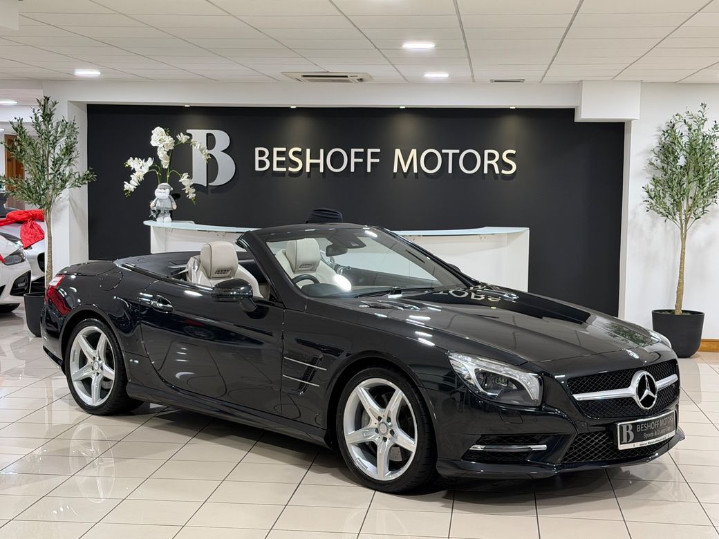 Image for 2014 Mercedes-Benz SL Class 350 AMG SPORT CABRIOLET AUTO=LOW MILES//HUGE SPEC=PORCELAIN LEATHER//FULL SERVICE HISTORY=141 D REG=ONLY €600 ANNUAL ROAD TAX//TAILORED FINANCE PACKAGES AVAILABLE=TRADE INS WELCOME