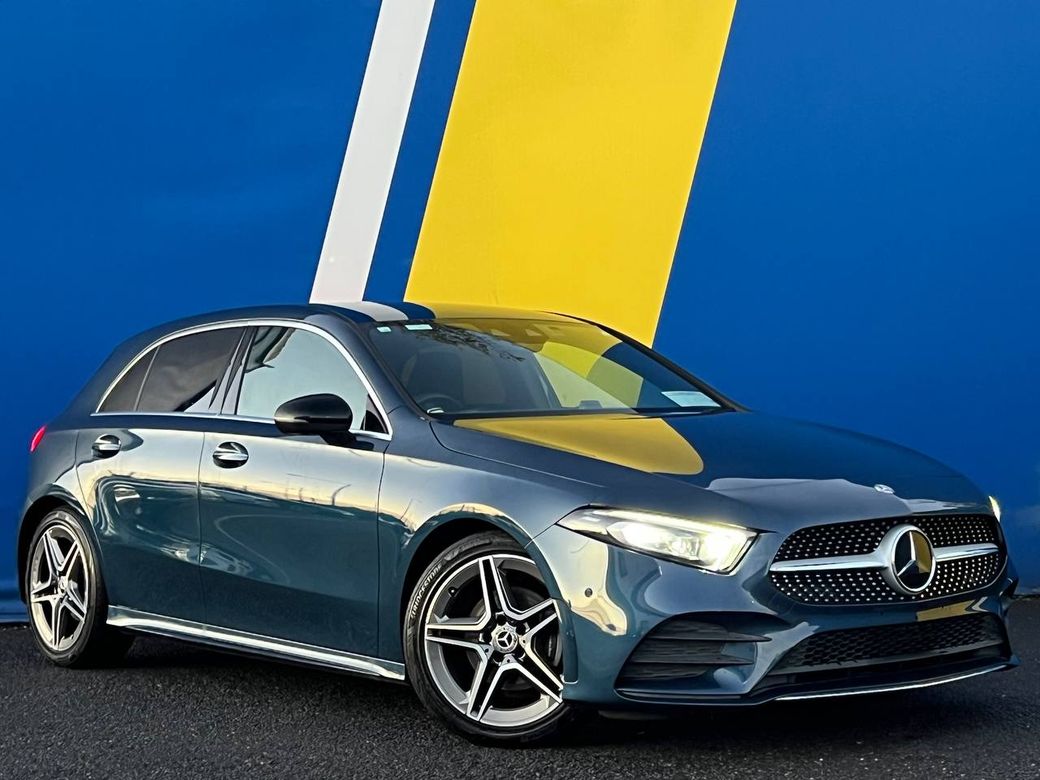 Image for 2020 Mercedes-Benz A Class A200d AMG-LINE PREMIUM PLUS ** HIGH SPEC ** // VIRTUAL COCKPIT // LEATHER/ALCANTARA HEATED SEATS // 18" AMG-LINE DIAMOND CUT ALLOYS