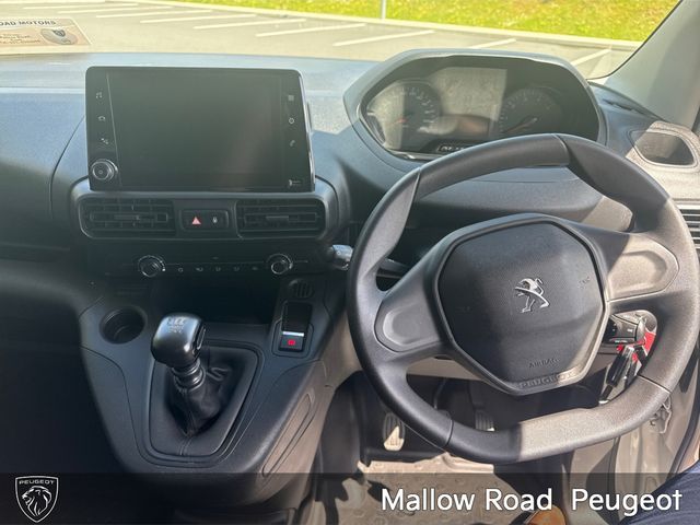 Image for 2024 Peugeot Partner ACTIVE PLUS 1.5 DIESEL 10- 12 Month Warranty