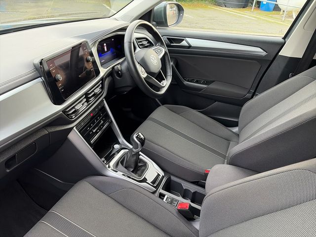 Image for 2024 Volkswagen T-Roc SPECIAL EDITION 1.0TSI 116HP MANUAL