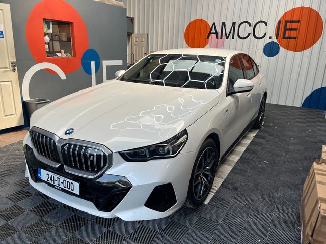 Image for 2024 BMW i5 2024 BMW I5 EDRIVE40 M-SPORT AUTOMATIC / CRUISE CONTROL / PARKING CAMERA / ELECTRIC MEMORY & HEATED SEATS / AMIENT LIGHTS / APPLE CARPLAY AND MORE