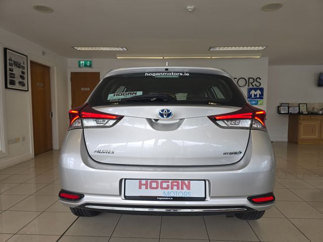 Image for 2018 Toyota Auris Hybrid Icon Automatic