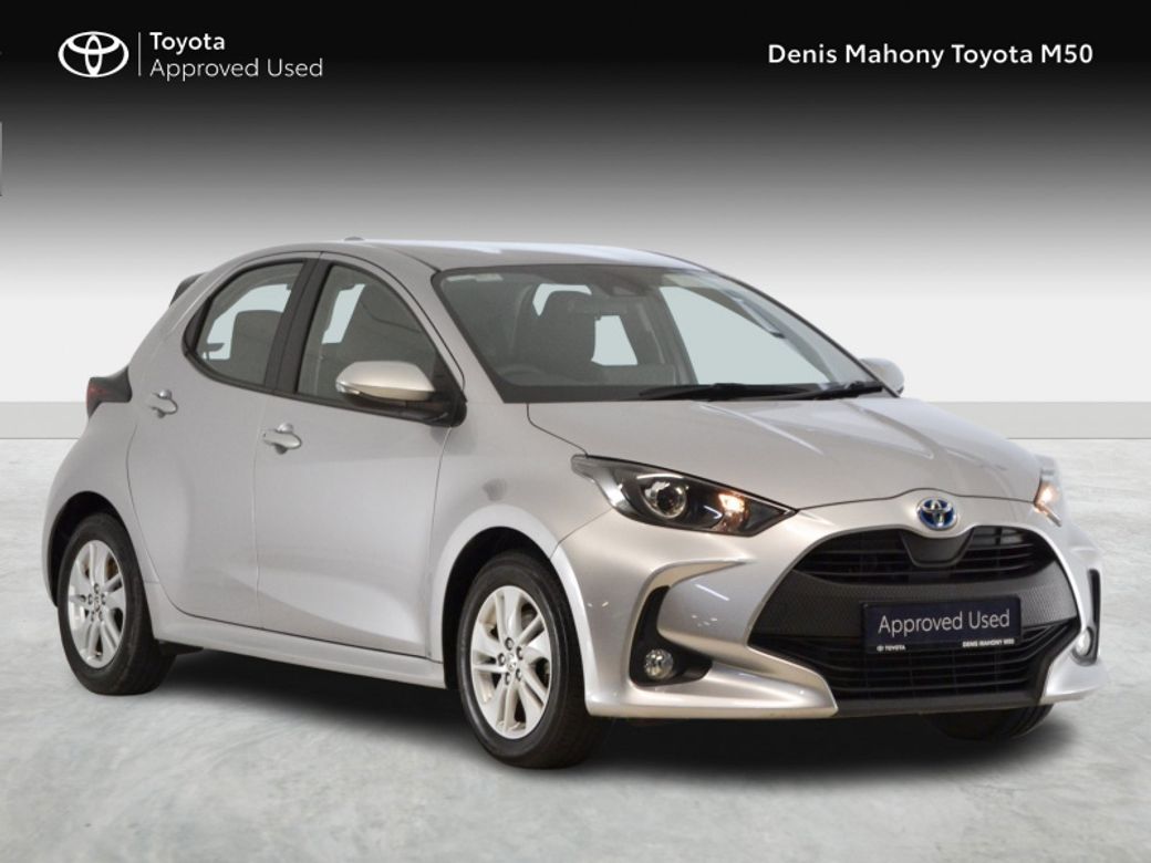 Image for 2023 Toyota Yaris Hybrid Luna Auto