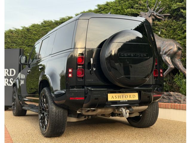Image for 2025 Land Rover Defender 110 3.0D Hard Top S MY25.5