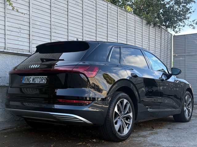 Image for 2021 Audi e-tron TECHNIK 50 QUATTRO / BIG SPEC / PAN ROOF / DUAL ZONE CLIMATE / ONE OWNER / FULL AUDI HISTORY / *FINANCE OPTIONS AVAILABLE*