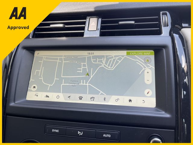 Image for 2018 Land Rover Discovery 2.0 TD4 SE NEW ENGINE by JLR AUTO FREE DELIVERY 