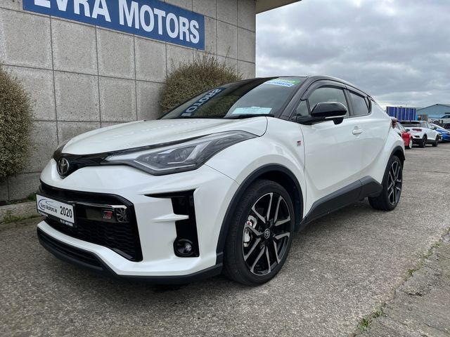 Image for 2020 Toyota C-HR GR SPORT AUTOMATIC HYBRID 1.8 PETROL //HIGH SPEC//HALF LEATHER HEATED SEATS//ADAPTIVE CRUISE CONTROL//KEYLESS ENTRY//REVERSE CAMERA//