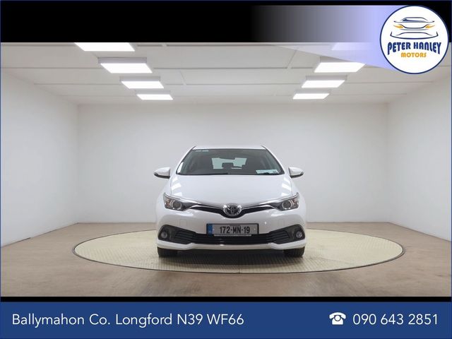 Image for 2017 Toyota Auris 1.4 D-4D (90) 5Dr Luna