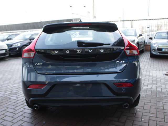 Image for 2019 Volvo V40 2.0D4 INSCRIPTION 5DR HATCHBACK AUTO HUGE SPEC // 1 OWNER CAR // AS NEW CONDITION THROUGHOUT // BUY WITH CONFIDENCE AA AND SIMI APPROVED DEALER 2026 // FINANCE ARRANGED //