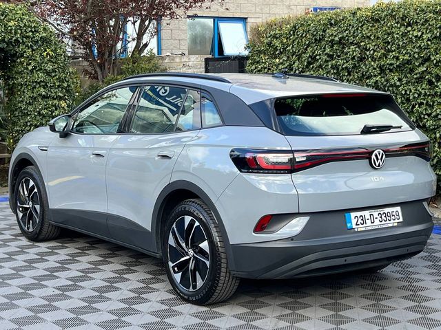 Image for 2023 Volkswagen ID.4 PURE LIFE 52KWH // VERY LOW MILEAGE // LEATHER/ALCANTARA HEATED SEATS // ADAPTIVE CRUISE CONTROL 