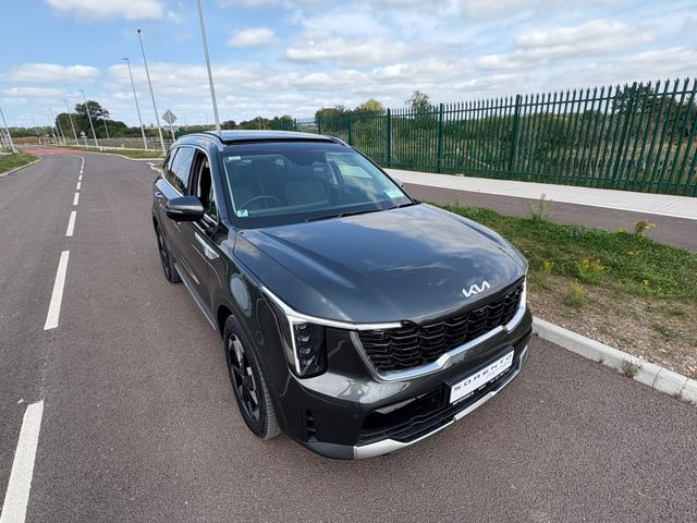 Image for 2026 Kia Sorento **Low Rate Finance* 1.6 phev , Auto, 7 Years Warranty, Glass Roof, Heated Leather Seats, Electric Seats, Auto Lights, Auto Wipers, Sun Blinds, 4X4