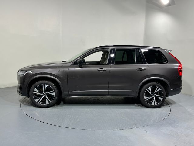 Image for 2023 Volvo XC90 T8 AWD Dark Theme
