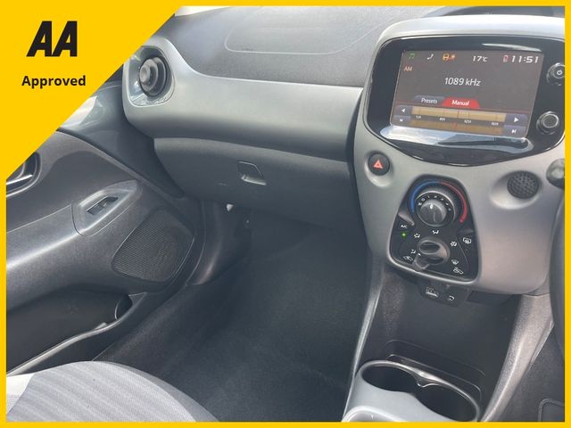 Image for 2019 Toyota Aygo X-PLAY VVT-I 1.0cc FREE DELIVERY