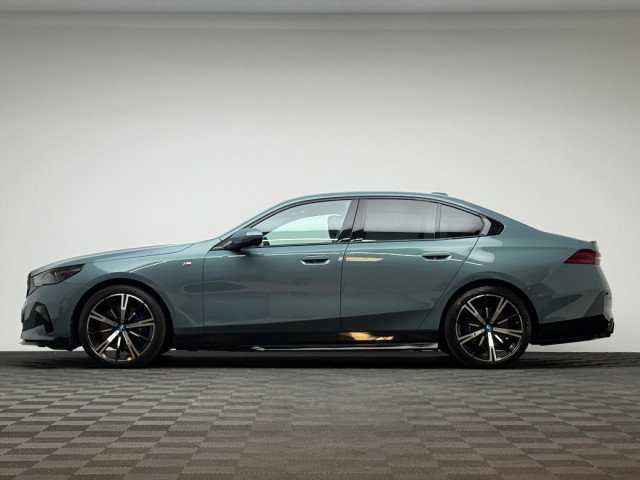 Image for 2024 BMW i5 40 EDRIVE M SPORT PRO