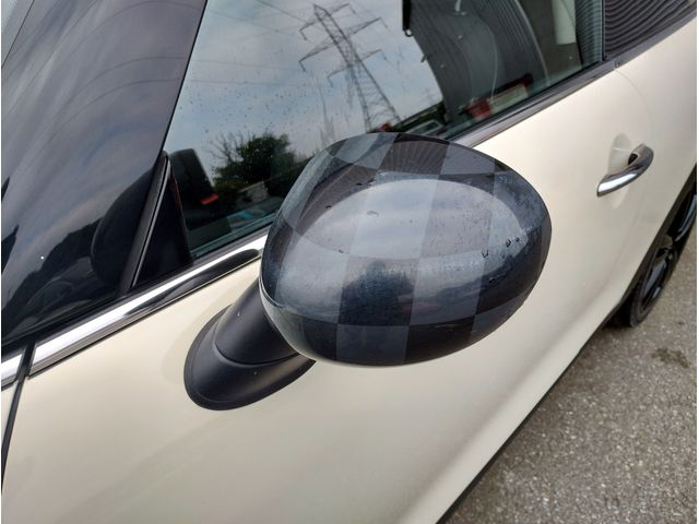Image for 2019 Mini One Very low mileage