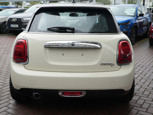 Image for 2016 Mini Cooper D 1.5D COOPER SPORT 5DR HATCHBACK AUTOMATIC // STUNNING LOOKING CAR // BUY WITH CONFIDENCE AA AND SIMI APPROVED DEALER 2026 // FINANCE ARRANGED // ALL TRADE INS WELCOME //