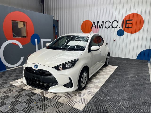 Image for 2020 Toyota Yaris ONLY €16950 YARIS AUTOMATIC 1.5 HYBRID / 83k KMs / REVERSE CAMERA , ADAPTIVE CRUISE & MORE