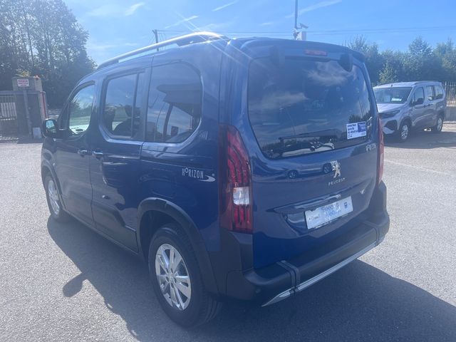 Image for 2021 Peugeot Rifter Wheelchair Accessible