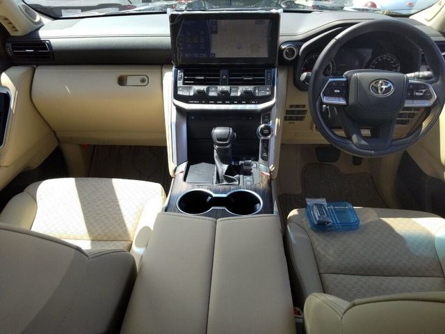Image for 2024 Toyota Landcruiser AMAZON 3.3 DIESEL AUTOMATIC //MASSIVE SPEC//
