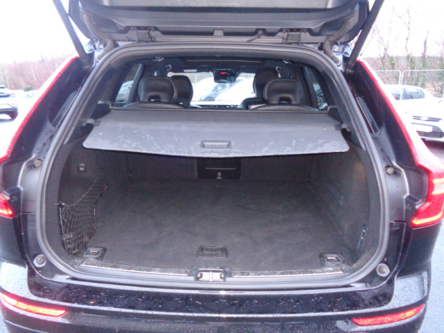 Image for 2018 Volvo XC60 2.0TD 2.0 Diesel 4 WHEEL DRIVE JEEP R -Design