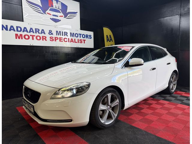 Image for 2015 Volvo V40 