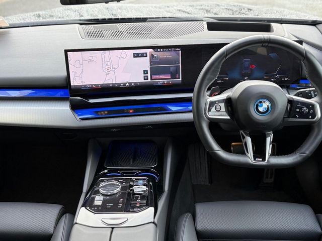 Image for 2025 BMW i5 eDrive40 M Sport Pro Touring