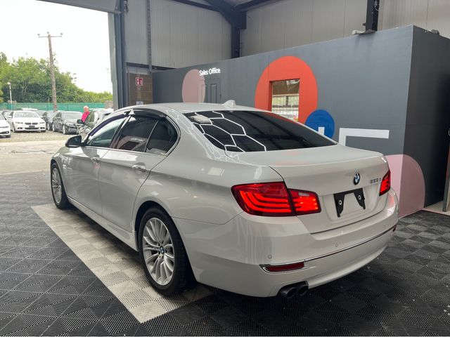Image for 2016 BMW 5 Series 520D 523D LUXURY AUTOMATIC / 77k KMs / HEATED SEATS , REVERSE CAMERA , ADAPTIVE CRUISE & MORE