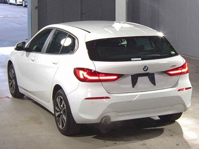 Image for 2021 BMW 1 Series 1.5 AUTOMATIC PLAY EDITION - NEW MODEL - FACTORY ALLOYS - CRUISE CONTROL - REAR CAMERA