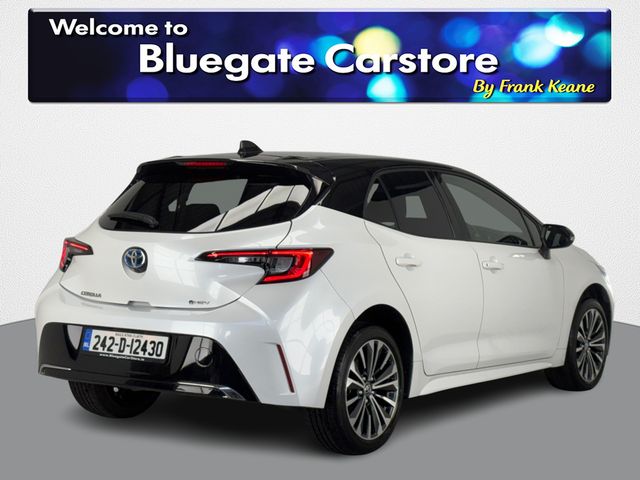 Image for 2024 Toyota Corolla HB LUNA SPORT **FULL BLACK HALF LEATHER INTERIOR**HEATED FRONT SEATS**BLUETOOTH**FULL DIGITAL DISPLAY**WIRELESS PHONE CHARGING**ELECTRIC HANDBRAKE**AUTOHOLD**LEATHER DASHBOARD**A/C**