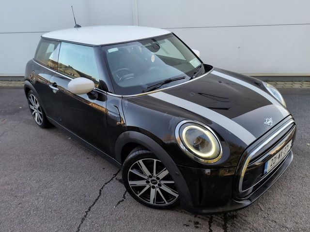 Image for 2022 Mini Cooper Cooper Classic 2 6sp 3dr