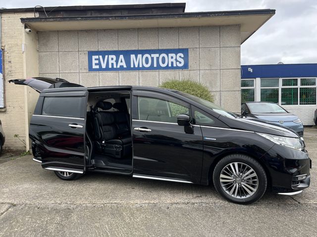 Image for 2018 Honda Odyssey ABSOLUTE EX 7 SEATER AUTOMATIC HYBRID 2.0 PETROL //HEATED ELECTRIC SEATS//ADAPTIVE CRUISE CONTROL//SLIDING REAR DOORS// 