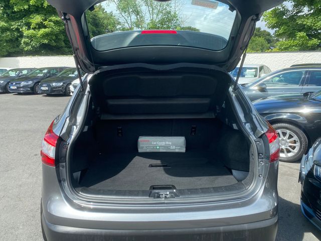 Image for 2016 Nissan Qashqai 1.2Petrol 'SV' Pan Roof 