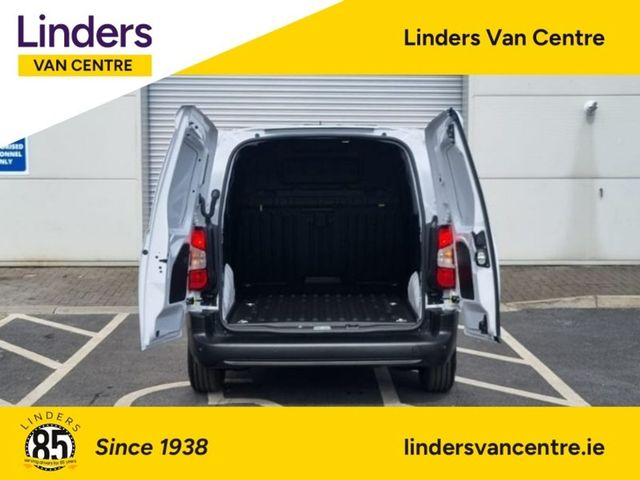 Image for 2026 Citroen Berlingo ENTERPRISE AUTO 261 0KMS DEMO 