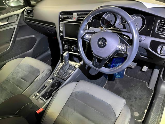 Image for 2016 Volkswagen Golf 1.4 TSI HIGH LINE Automatic, Reversing camera