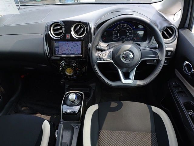 Image for 2020 Nissan Note E-POWER HYBRID - PUSH START/STOP BUTTON - 360 REVERSE CAMERA