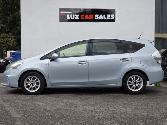 Image for 2013 Toyota Prius Alpha 1.8 VVT-I HYBRID AUTOMATIC // 7 SEATERS // NEW NCT