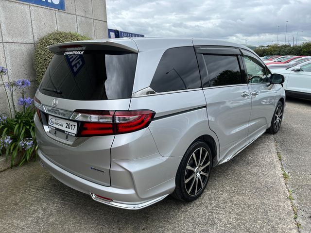 Image for 2017 Honda Odyssey ABSOLUTE 7 SEATER AUTOMATIC HYBRID 2.0 PETROL //HIGH SPEC//LOW MILES// 