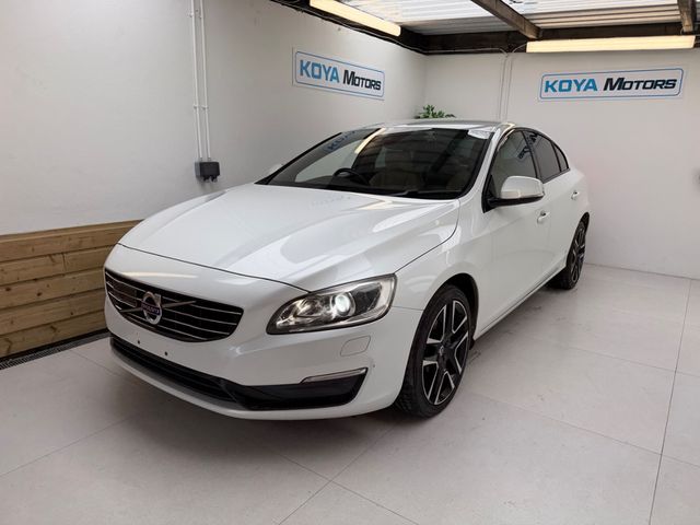 Image for 2017 Volvo S60 2.0 D4 DYNAMIC PLUS 190 BHP DIESEL AUTOMATIC // FULL HEATED LEATHER // REVERSING CAMERA // CRUISE CONTROL // LANE ASSIST // COLLISION WARNING SYSTEM // UPGRADED SPORT ALLOYS