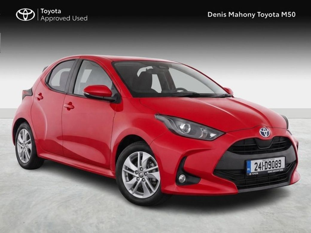 Image for 2024 Toyota Yaris Luna Hybrid