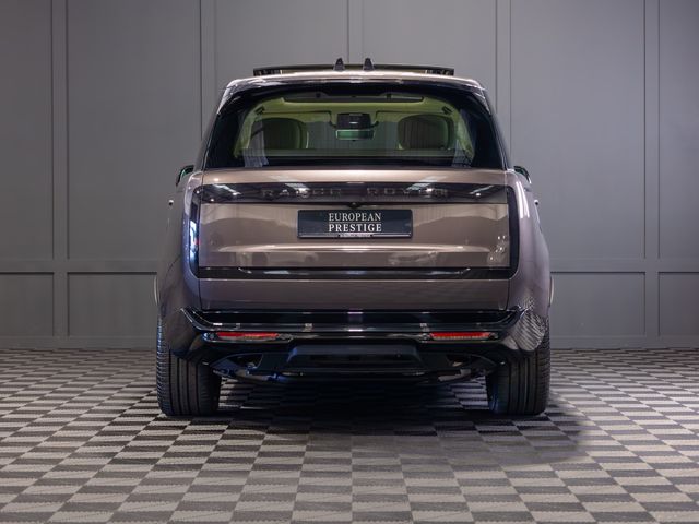 Image for 2025 Land Rover Range Rover Autobiography P550e
