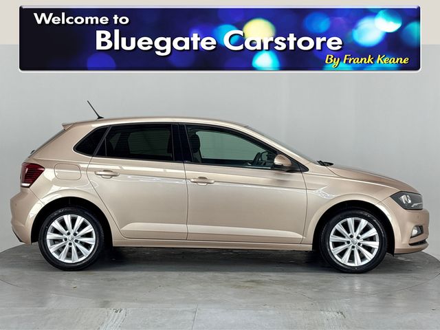 Image for 2018 Volkswagen Polo CL 1.0 TSI D7F 95BHP**IRISH CAR**SEMI DIGITAL DASH**MULTIFUNCTIONAL STEERING WHEEL**DIGITAL MEDIA DISPLAY**PARKING SENSORS**APPLE CARPLAY**BLACK CLOTH INTERIOR**KEYLESS ENTRY/KEYLESS START**