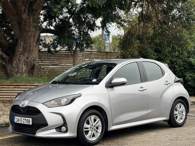 Image for 2024 Toyota Yaris Hybrid 1.5 Luna
