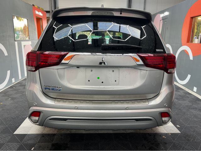 Image for 2019 Mitsubishi Outlander €19950 2019 MITSUBISHI OUTLANDER G PHEV 2.5 AUTOMATIC / CRUISE CONTROL / 360° CAMERA / ELECTRIC MEMORY & HEATED SEATS / PADDLE SHIFTERS / 7 SEATS OPTION / HEATED STEERING WHEEL AND MORE