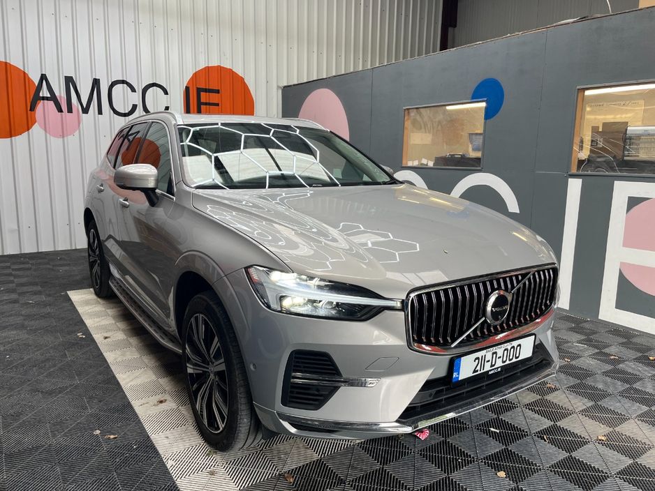 Image for 2021 Volvo XC60 2021 VOLVO XC60 T8 PLUG-IN AUTOMATIC / CRUISE CONTROL / PARKING CAMERA / ELECTRIC MEMORY & HEATED SEATS / HEATED STEERING WHEEL / PANORAMIC SUNROOF / APPLE CARPLAY AND MORE