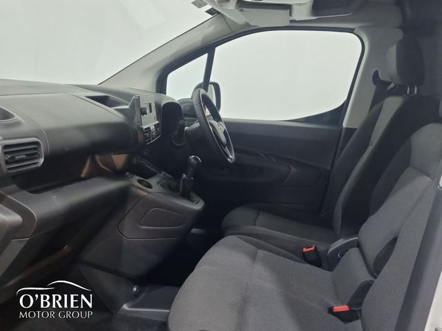 Image for 2021 Opel Combo COMBO MY21-L1H1-1.5 75BHP -DSL-5