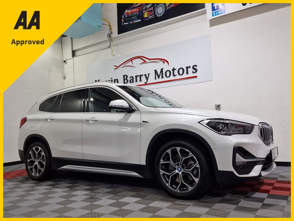Image for 2022 BMW X1 25E X-LINE (PLUG IN HYBRID) X-DRIVE AUTOMATIC **ORIGINAL IRISH CAR / ONE OWNER / APPLE CARPLAY / CRUISE CONTROL / ELECTRIC BOOTLID / FULL BLACK LEATHER / HEATED FRONT SEATS / SAT NAV**