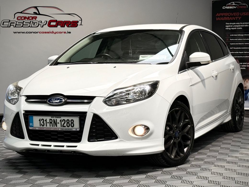 Image for 2013 Ford Focus 1.0 Ecoboost Zetec 125PS // IDEAL STARTER CAR //