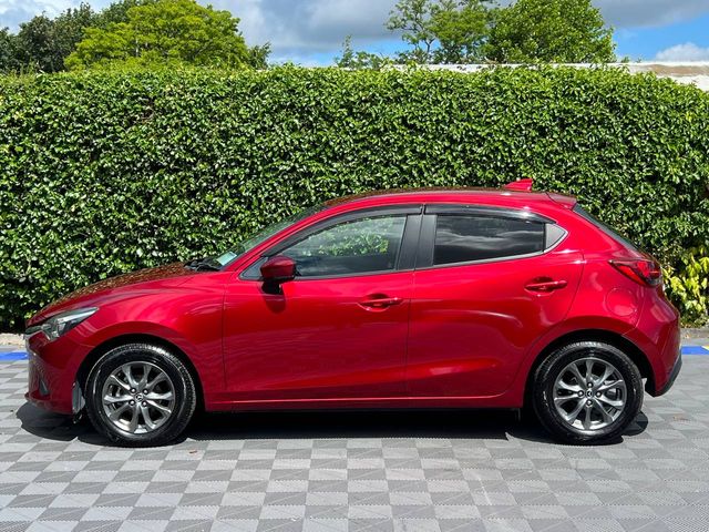 Image for 2018 Mazda Demio 1.3 SKYACTIV ** HIGH SPEC ** // VERY LOW MILEAGE // 360 PARKING CAMERAS // HEADS-UP DISPLAY // HEATED SEATS